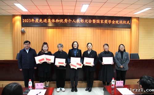 658bceb29ead3.jpg IMG_9508(1).jpg