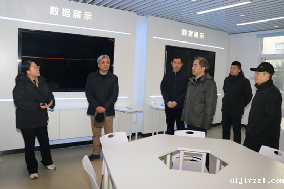 67709fed595bc.png image.png