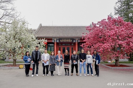 67f72596734b8.jpg 图片1.jpg